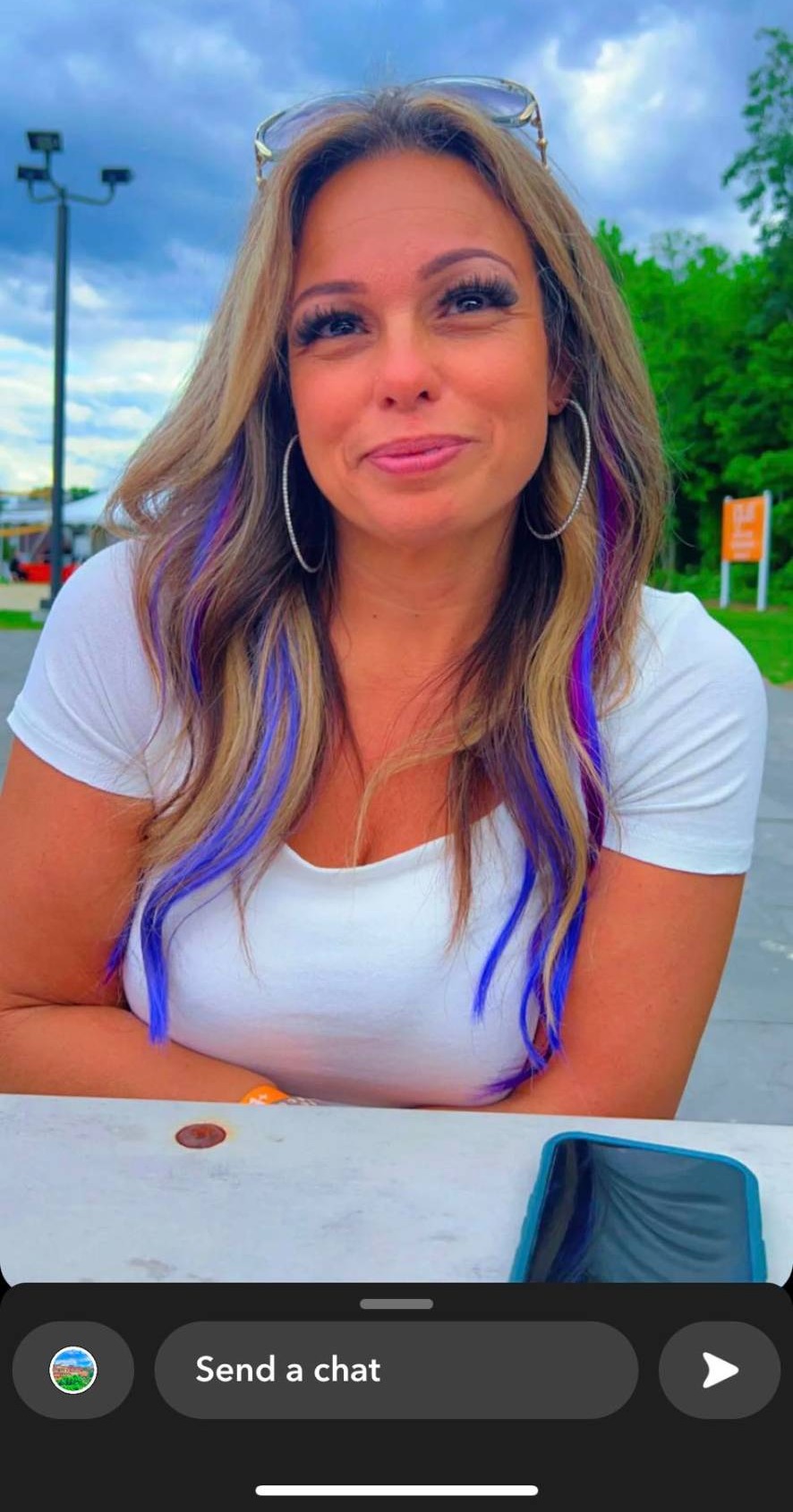 Sandy Silva styling a client